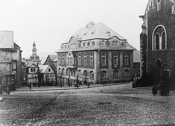 Das "Neue Rathaus" am Marktplatz