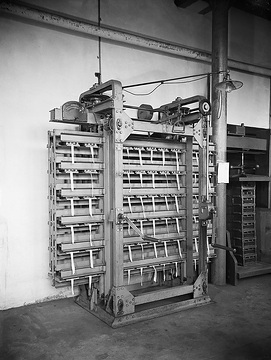 Zigarrenfabrik Rotmann in Steinfurt: Zigarrenpressmaschine
