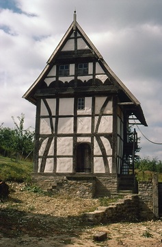 LWL-Freilichtmuseum Detmold, Paderborner Dorf: Fachwerkspeicher von 1561