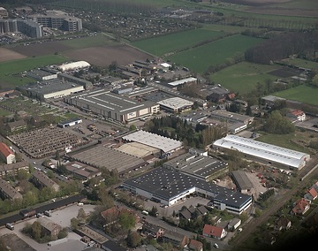 Münster, Uppenberg: Schleebrüggenkamp; linker oberer Bildrand: Verwaltungsgebäuder der Provinzialversicherung