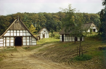 LWL-Freilichtmuseum Detmold, Osnabrücker Hof: Haupthaus von 1609 und Nebengebäude des 17. und 18. Jahrhunderts