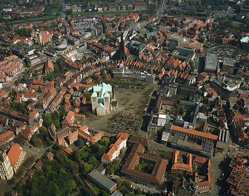 Münster, Zentrum und Altstadt:  St. Paulus-Dom und Domplatz