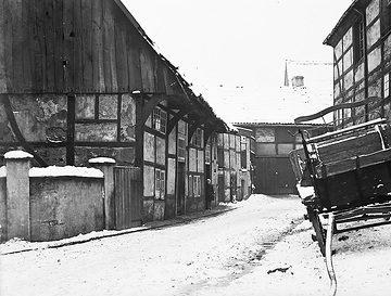 Fachwerkhäuser in der Kirchstraße (frühere Stallungen der Ackerbürger), um 1930?