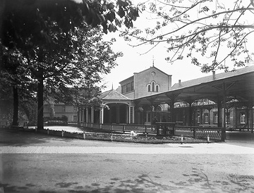 Trinkhalle und Badehaus an der Arminiusquelle, um 1930?