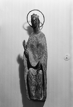 Madonnen-Ausstellung: Thronende Madonna, Bronzeguß von Susana Polac, 1964