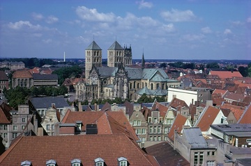 Blick vom Stadthaus über die Dächer des Prinzipalmarktes zum St. Paulus-Dom