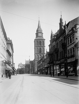 Innenstadt: Große Weststraße mit Pauluskirche, um 1920?