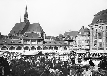 Wochenmarkt auf dem Hansaplatz