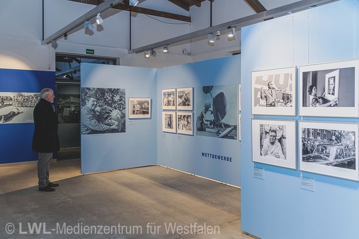 22_585 Ausstellungseröffnung "Täglich Bilder fürs Revier - Pressefotografien von Helmut Orwat 1960 – 1992" im LWL-Museum Schiffshebewerk Henrichenburg