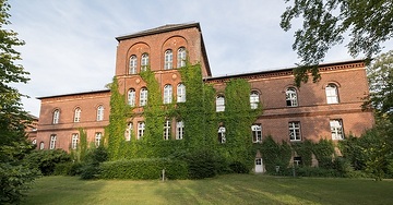 LWL-Klinik Lengerich: ab 1852 geplant und schließlich im Jahr 1867 als „Provinzialheilanstalt Bethesda“ fertiggestellt.