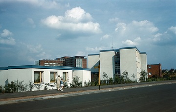 Paracelsus-Klinik, Marl, 1959: Teilansicht des Klinikkomplexes mit rd. 400 Betten und 10 medizinischen Fachabteilungen (Lipper Weg 11).