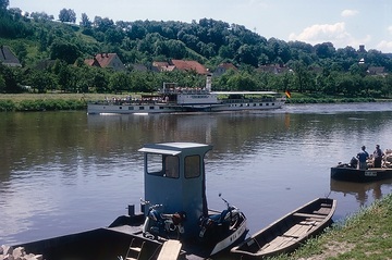 Bäderschifffahrt auf der Weser bei Höxter