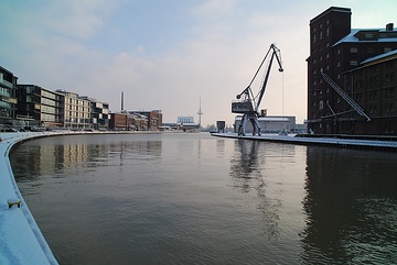 Hafenbecken im Winter, 2010