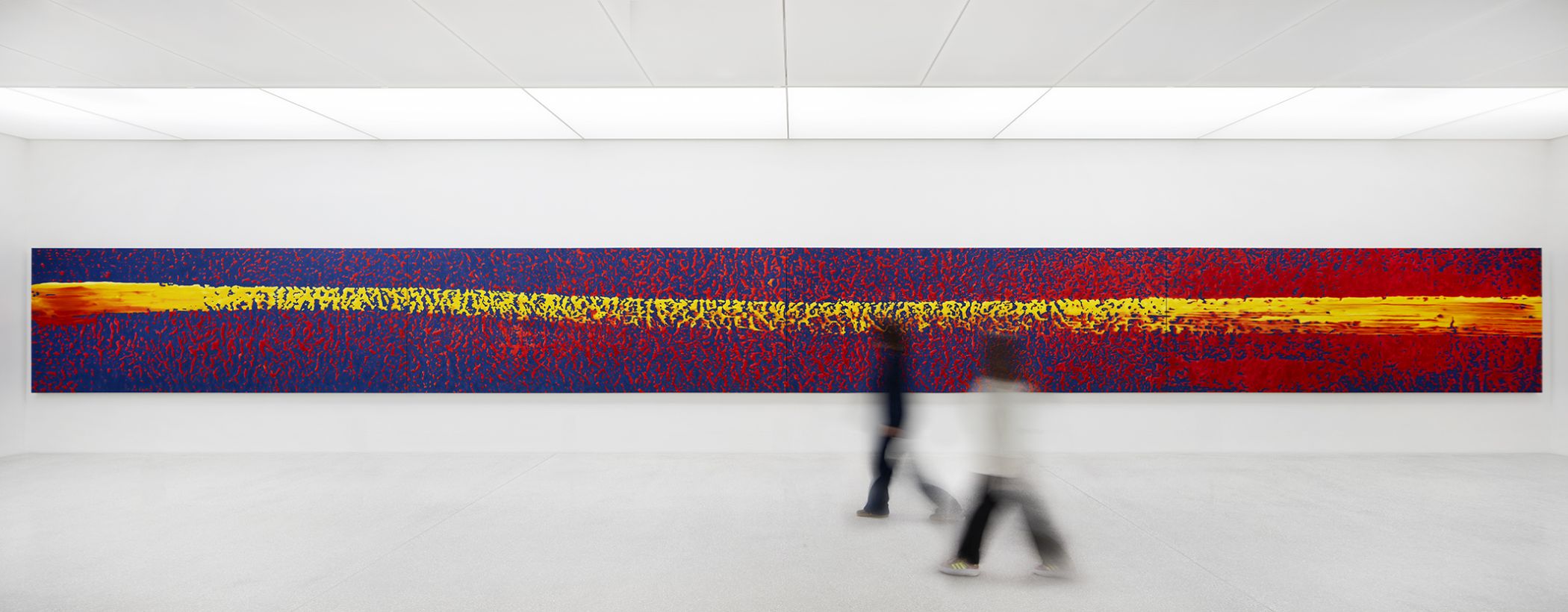 Gerhard Richter, Strich (auf Blau), 1979, 1,90 x 20 Meter, Dauerleihgabe.  © Gerhard Richter 2026 (02042026).<br>Foto: LWL / Hanna Neander