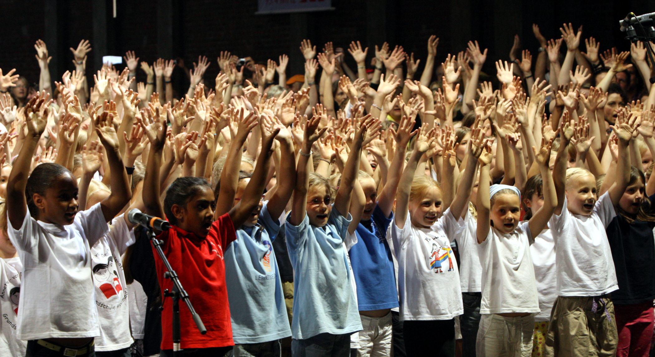 Am Freitag (29.5.) singen um 16 Uhr rund 250 "Jekiss"-Kinder Lieder von Reisen und Fernweh im Foyer des LWL-Museums für Kunst und Kultur.<br>Foto: Westfälischen Schule für Musik