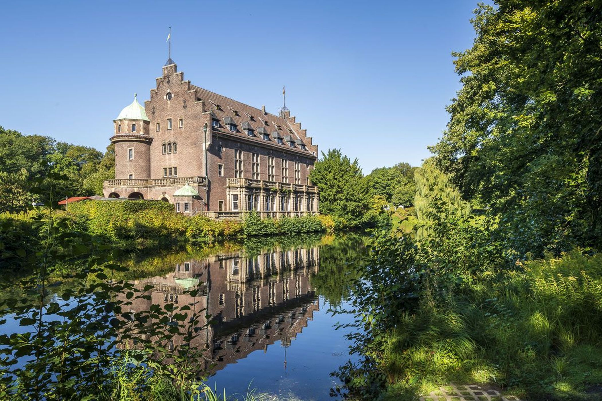 Haus Wittringen in Gladbeck. Der kleine Standerker mit grünem Dach ist das Jagdzimmer.<br>Foto: LWL/Thorsten Arendt