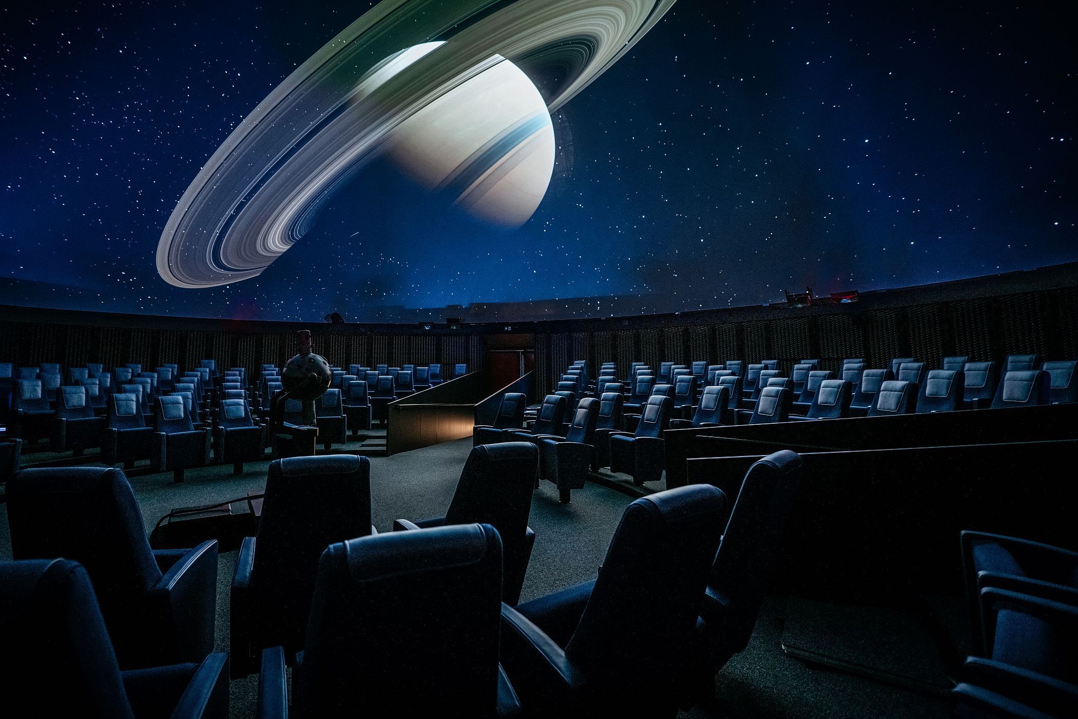 Angenehme Temperaturen gibt es im LWL-Museum für Naturkunde mit seinem Planetarium.<br>Foto: LWL/Steinweg