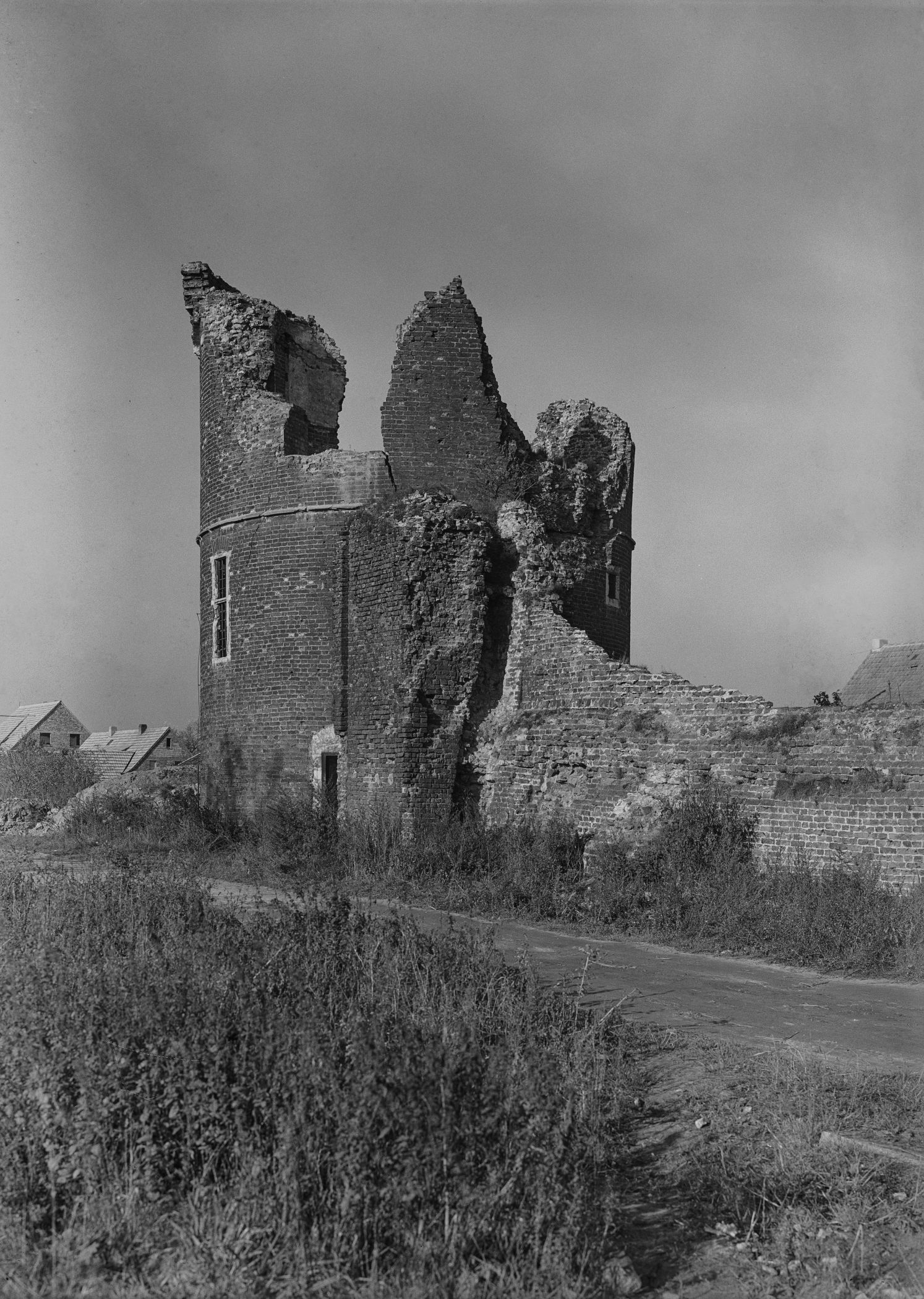 Der Diebesturm nach dem Zweiten Weltkrieg 1951.<br>Foto: LWL