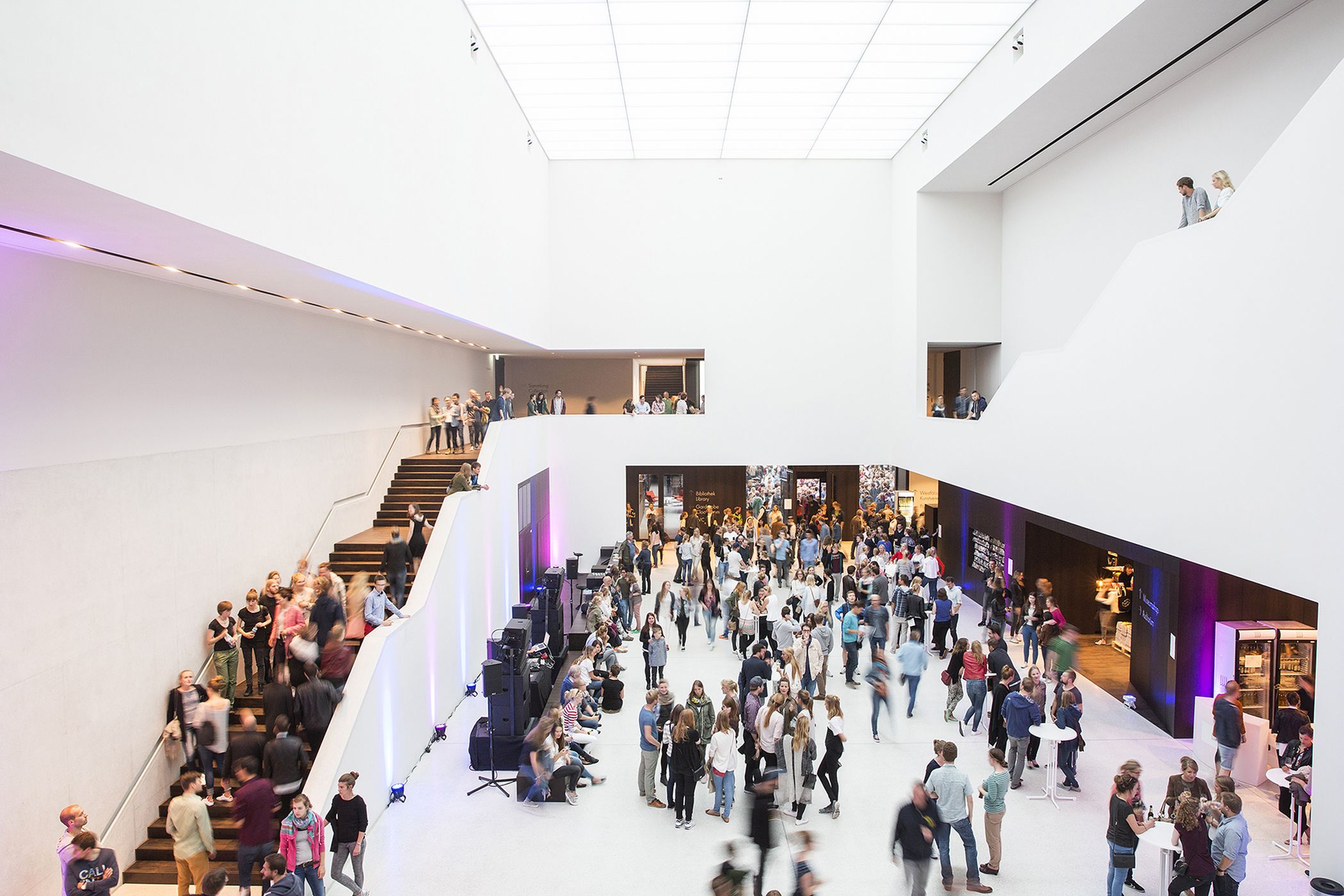 Am Langen Freitag (14.8.) erhalten Besuchende von 18 Uhr bis 24 Uhr freien Eintritt ins LWL-Museum für Kunst und Kultur.<br>Foto: LWL/Hanna Neander