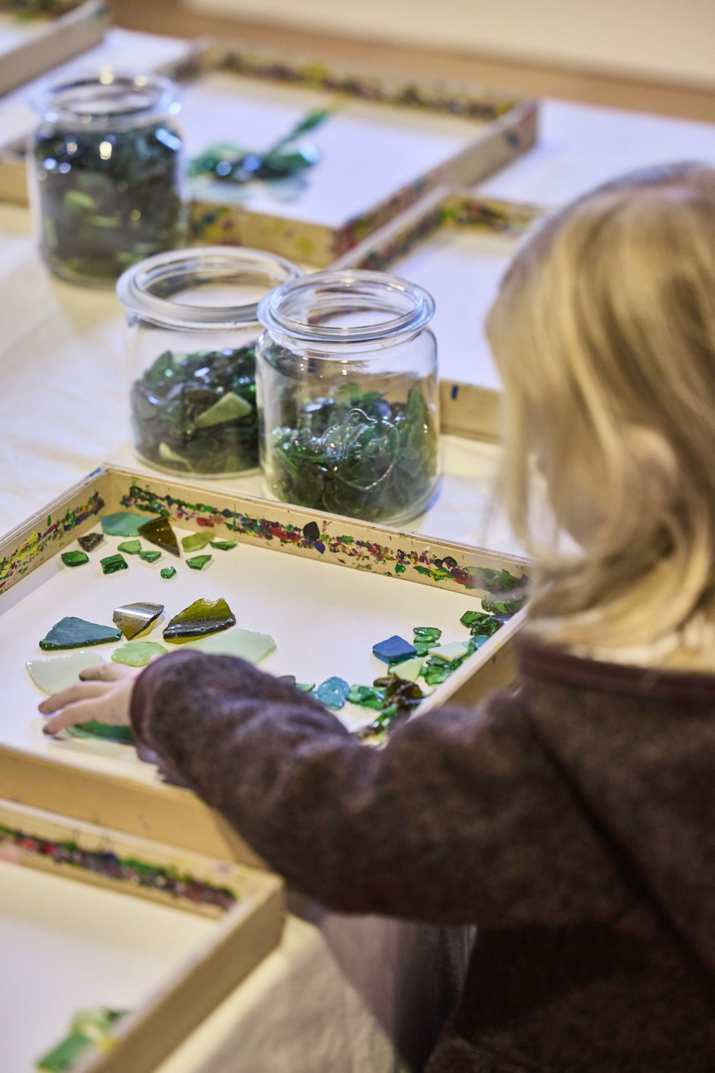 Zum Mitmachen lädt zum Beispiel das Angebot des LWL-Museums Glashütte Gernheim ein.<br>Foto: LWL/Gehrmann