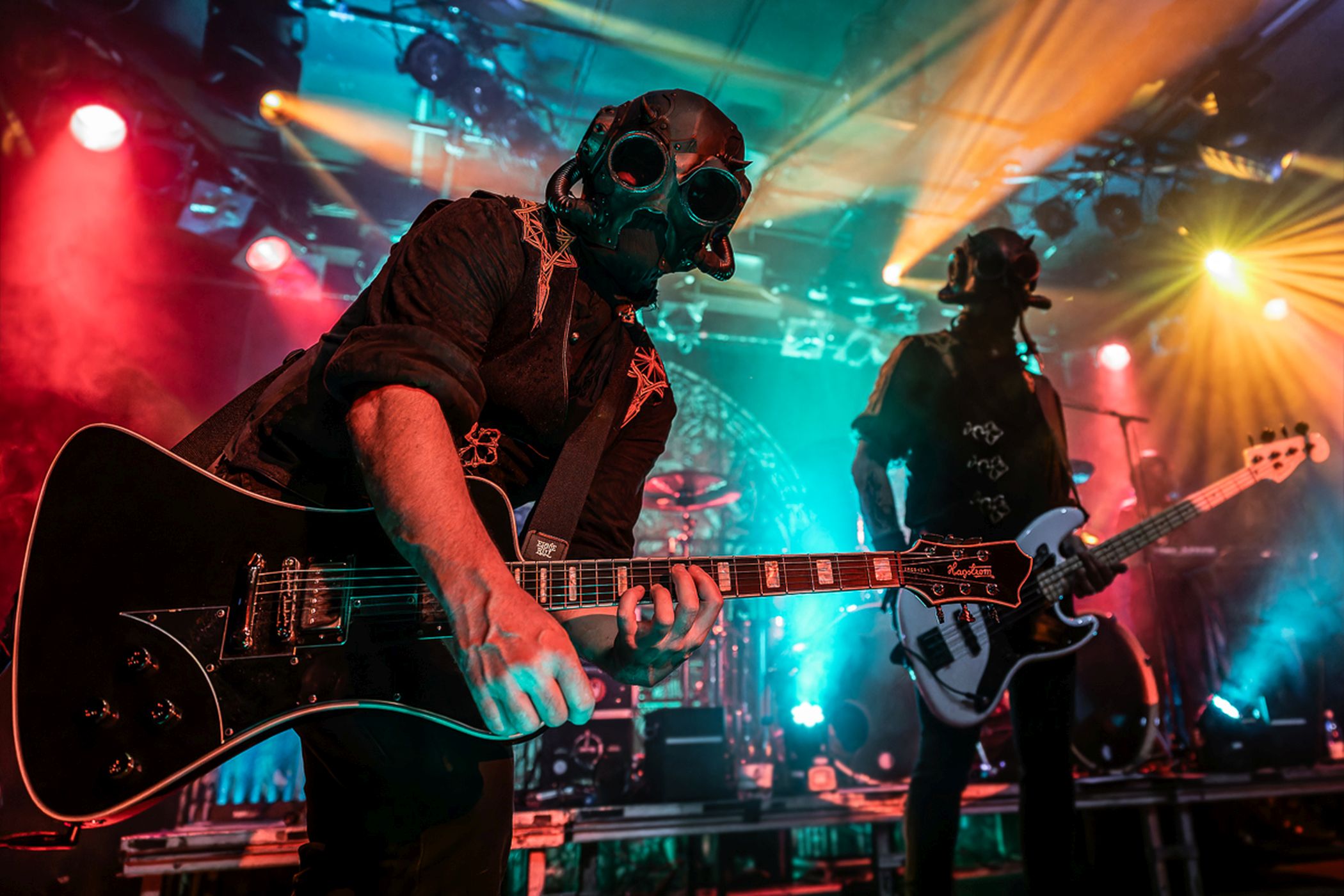 Die Band nimmt das Publikum mit auf eine Reise durch die verschiedenen Schaffensphasen der Rockband "Ghost".<br>Foto: (C)Daniela Adelfinger