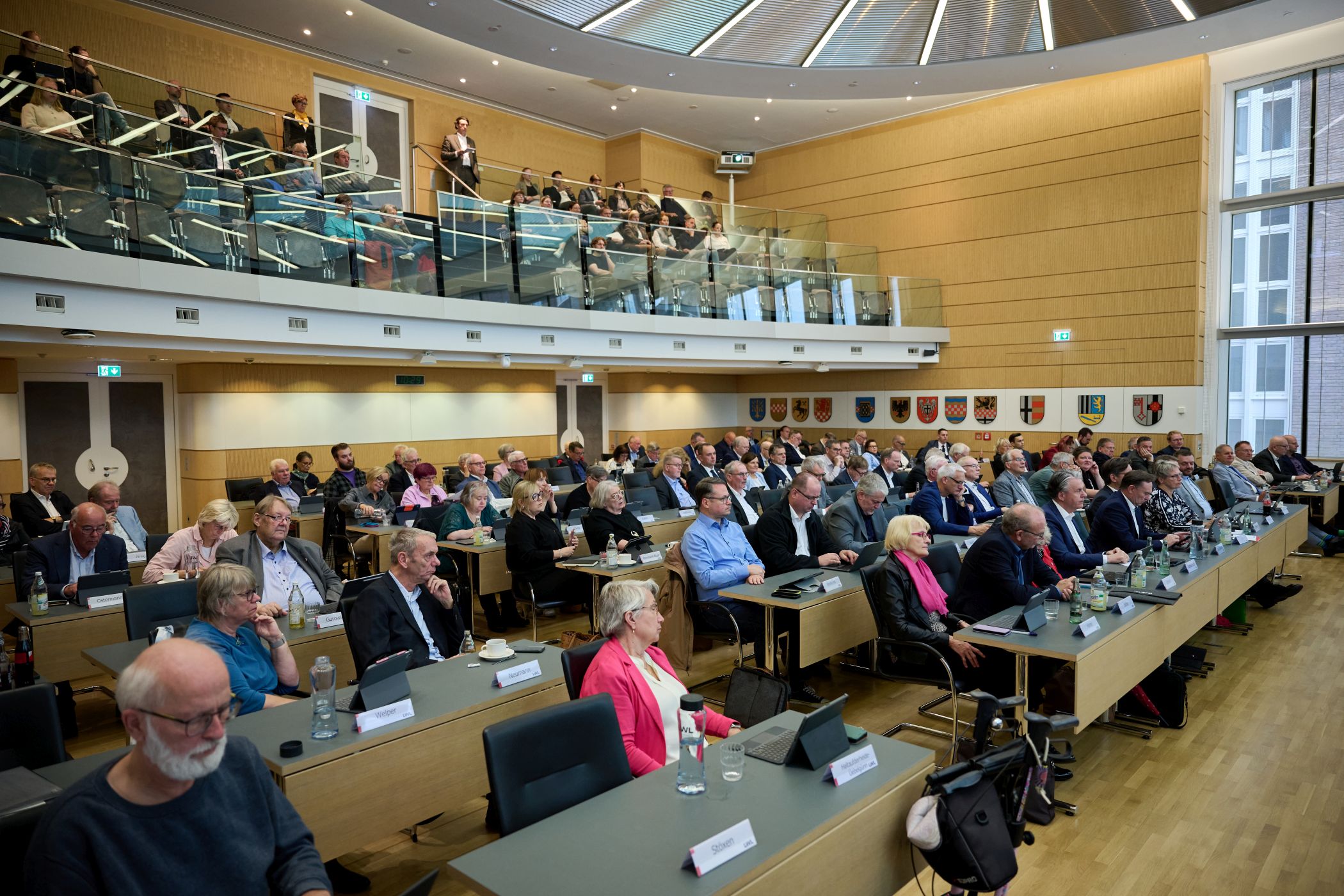Die 114 Abgeordneten des Westfalenparlaments diskutieren in den nächsten Wochen den Haushaltsentwurf 2027.<br>Bild: LWL/Nikolaus Urban