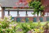 Im Arbeitergarten der Zeche Zollern wächst alles, was früher in den Beeten der Bergarbeiterfamilien zu finden war.<br>Foto: LWL/ Julia Gehrmann