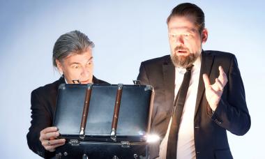Markus und Adrian vom Duo "Onkel Fisch" sind am 17. November zu Gast im LWL-Museum Ziegelei Lage.<br>Foto: z management / Michael Zeiss