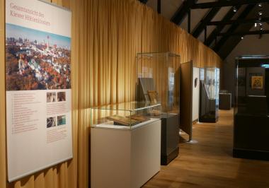 Osteuropäische Orthodoxie: Der Vortrag von Iryna Kostrub begleitet die Studio-Ausstellung "Faszination Kiew. Ikonen, Mönche, Heilige" im ehemaligen Kloster Dalheim.<br>Foto: LWL/Jana Klünder