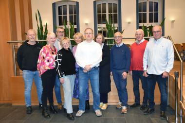 Die Dienstjubilar:innen freuen sich über die Ehrung und damit wertschätzende Anerkennung ihrer jahrzehntelangen Beschäftigung für die LWL-Klinik Münster.<br>Bild: LWL/Kaufhold