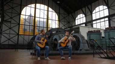 Das Duo "Freundel & Kronenberg" ist am Sonntag zu Gast auf der Zeche Zollern.<br>Foto: Freundel & Kronenberg