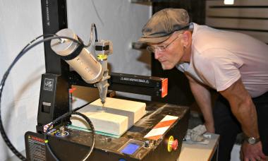 Schicht für Schicht entsteht das keramische 3D-Objekt.&lt;br&gt;Bild: Robert Pairan 