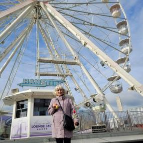 Ob Kirmes, Clowns oder Flughafenatmosphäre - die Bewohner:innen des LWL-Pflegezentrums Lengerich hatten in den letzten Wochen viel Spaß.&lt;br&gt;Foto: LWL/Stefan Auffahrt 