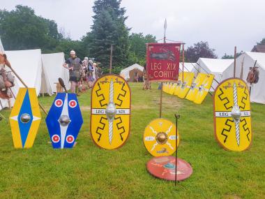 Milites venite! Legionäre angetreten!" heißt es beim Übungslager der 3. Kohorte der Legio XIX <br>Foto:XIX COH III/J. Stricker.