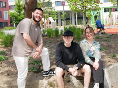 Erhan Erdem, David Schramm und Maya Gretenkord sammeln wertvolle Erfahrungen während ihres Freiwilligen Sozialen Jahres an einer LWL-Förderschule. 