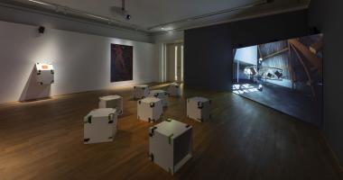 Das LWL-Museum für Kunst und Kultur zeigt als Kunstwerk des Monats September die Videoinstallation "Line of Sight" von Ali Eslami.<br>Foto: LWL/Hanna Neander