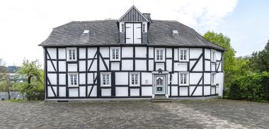 Ansicht der zum Rathaus gewandten Nordfassade mit Zwerchhaus.<br>Foto: LWL/C. Neidig-Hensgens