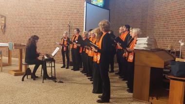Der Tafelchor Dortmund gab ein berührendes Konzert in der Auferstehungskirche der LWL-Klinik Dortmund.<br>Foto: LWL/Thimm
