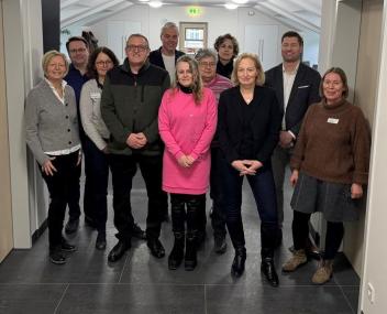 Jubilarinnen, Jubilare und ihre Leitungskräfte feierten gemeinsam die Verbundenheit zur LWL-Klinik Münster.<br>Foto: LWL/Barbara Köhling