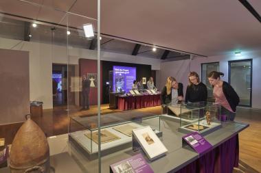 Nach einjähriger Laufzeit endet am Sonntag (18.05.) die Sonderausstellung &quot;Und vergib uns unsere Schuld? Kirchen und Klöster im Nationalsozialismus im Kloster Dalheim. &lt;br&gt;Foto: LWL/Ansgar Hoffmann 
