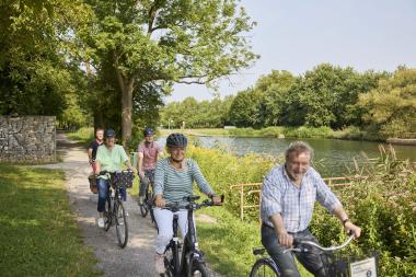 Bei einer Radtour mit Herbert Niewerth gibt es viel zu entdecken.&lt;br&gt;Foto: LWL/Julia Gehrmann 