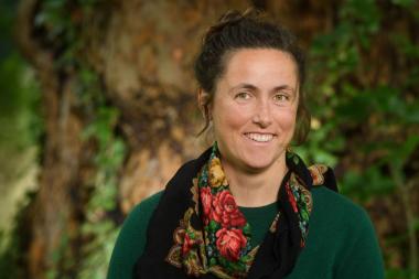 Helena Barop liest am 23. Oktober an der LWL-Klinik Dortmund aus ihrem Buch "Der große Rausch. Warum Drogen kriminalisiert werden".<br>Bild: David Ausserhofer