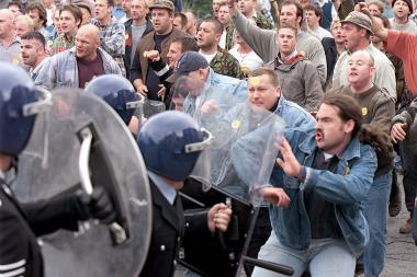 Am Dienstag (14.10.) zeigt das LWL-Museum für Kunst und Kultur den Film "The Battle of Orgreave" (2001).<br>Foto: Jeremy Deller