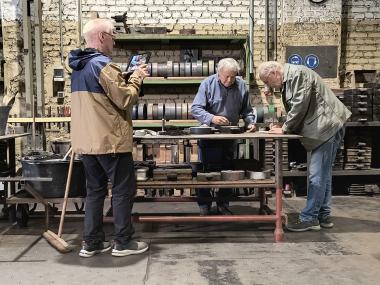 Der Leitfaden entstand im Rahmen eines Pilotprojekts in der Schaugießerei des LWL-Museums Henrichshütte in Hattingen.<br>Foto: LWL / Felix Gräfenberg