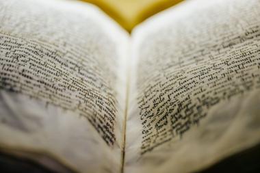 Die opulente Handschrift in der Sonderausstellung.<br>Foto: LWL/B. Mazhiqi