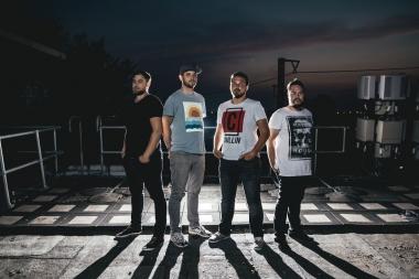 Die Dortmunder Rockband &quot;Different Inside&quot; tritt mehrmals am Tag unplugged auf.&lt;br&gt;Foto: Different Inside 