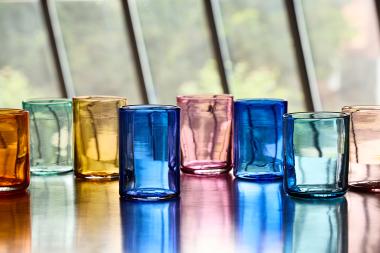 Vom 17. bis 25. Januar verkauft das LWL-Museum Glashütte Gernheim Stücke aus der eigenen Produktion zu reduzierten Preisen.<br>Foto: LWL / Philipp Harms