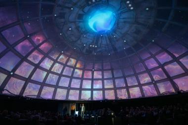 Freuynde + Gaesdte präsentieren Planet Robinson im LWL-Planetarium.<br>Foto: LWL/Steinweg