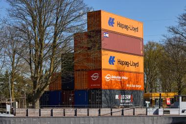 Das eigens errichtete Containergebäude "Global Steps" zählt zu den Höhepunkten der Sonderausstellung. <br>Foto: LWL / Julia Gehrmann