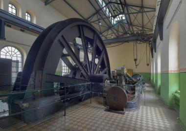 Mehrmals dreht sich am langen Wochenende das gewaltige Schwungrad der Dampffördermaschine.<br>Foto: LWL / Achim Bednorz